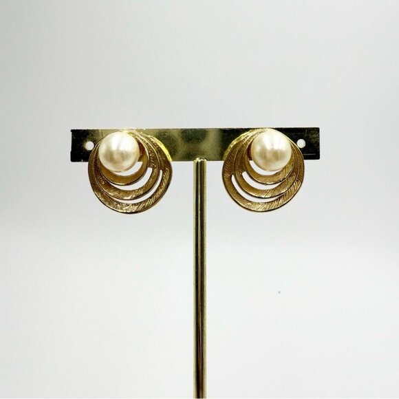 Vintage Gold Plated Faux Pearl Earrings - Picture 5 of 5